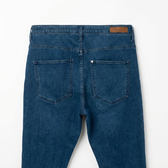 Jeans - Picture 4 of 7